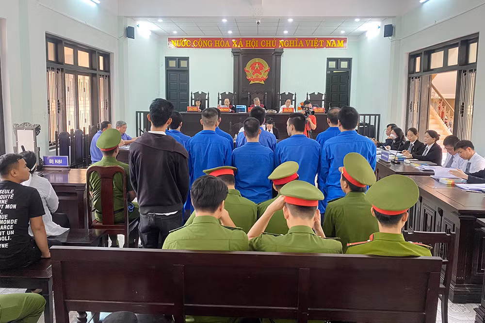 Cái giá phải trả từ vụ nổ súng dưới chân đèo Hải Vân -0