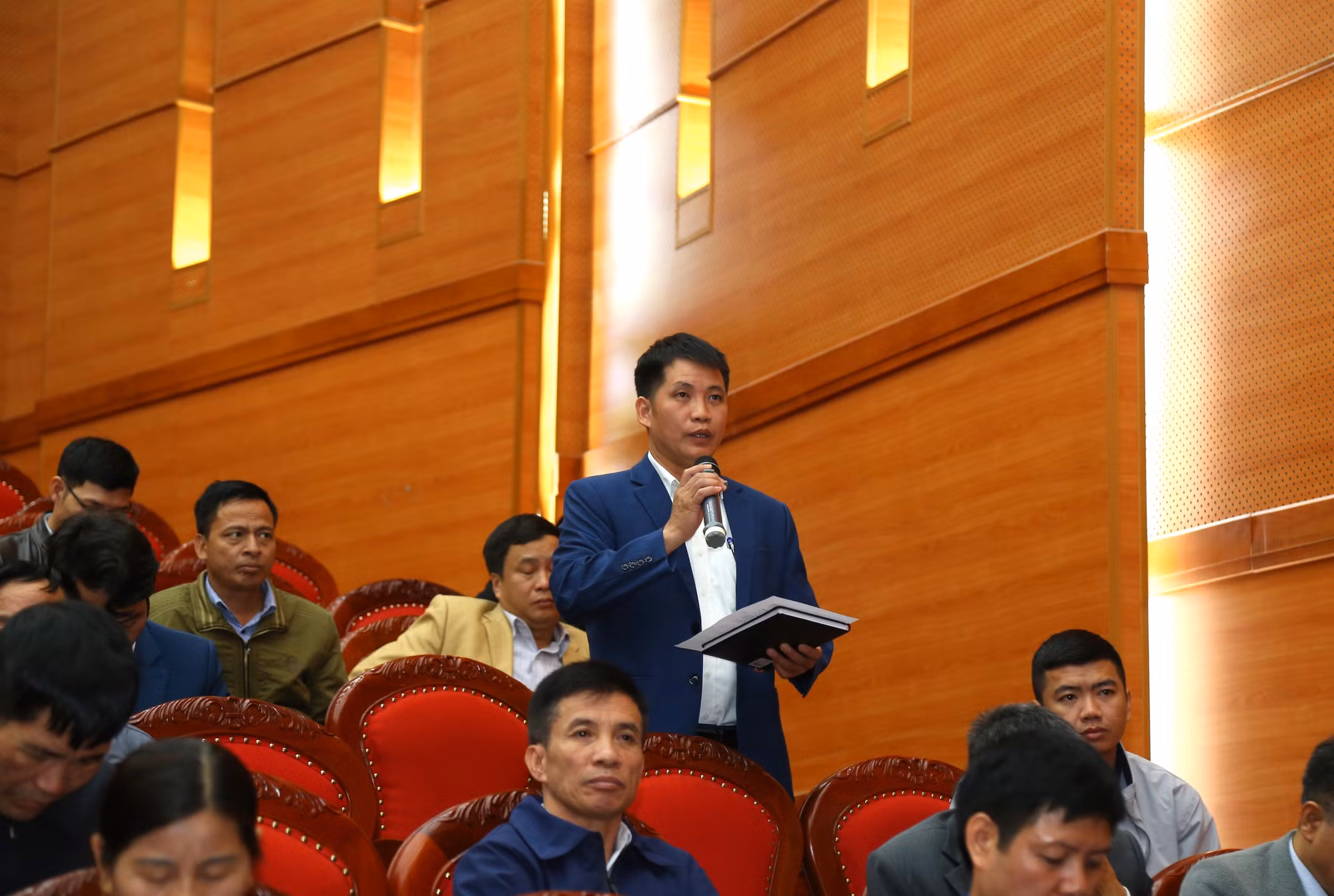 Thứ trưởng Trần Quốc Tỏ tiếp xúc cử tri huyện Yên Phong, Bắc Ninh -2