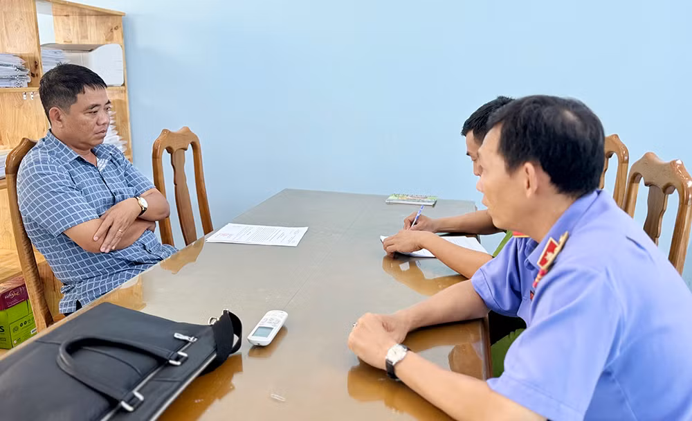 Khởi tố 2 giám đốc và 2 cán bộ huyện ở An Giang -1