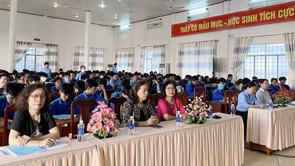 Truyền thông chính sách BHXH, BHYT tại TP Bến Tre