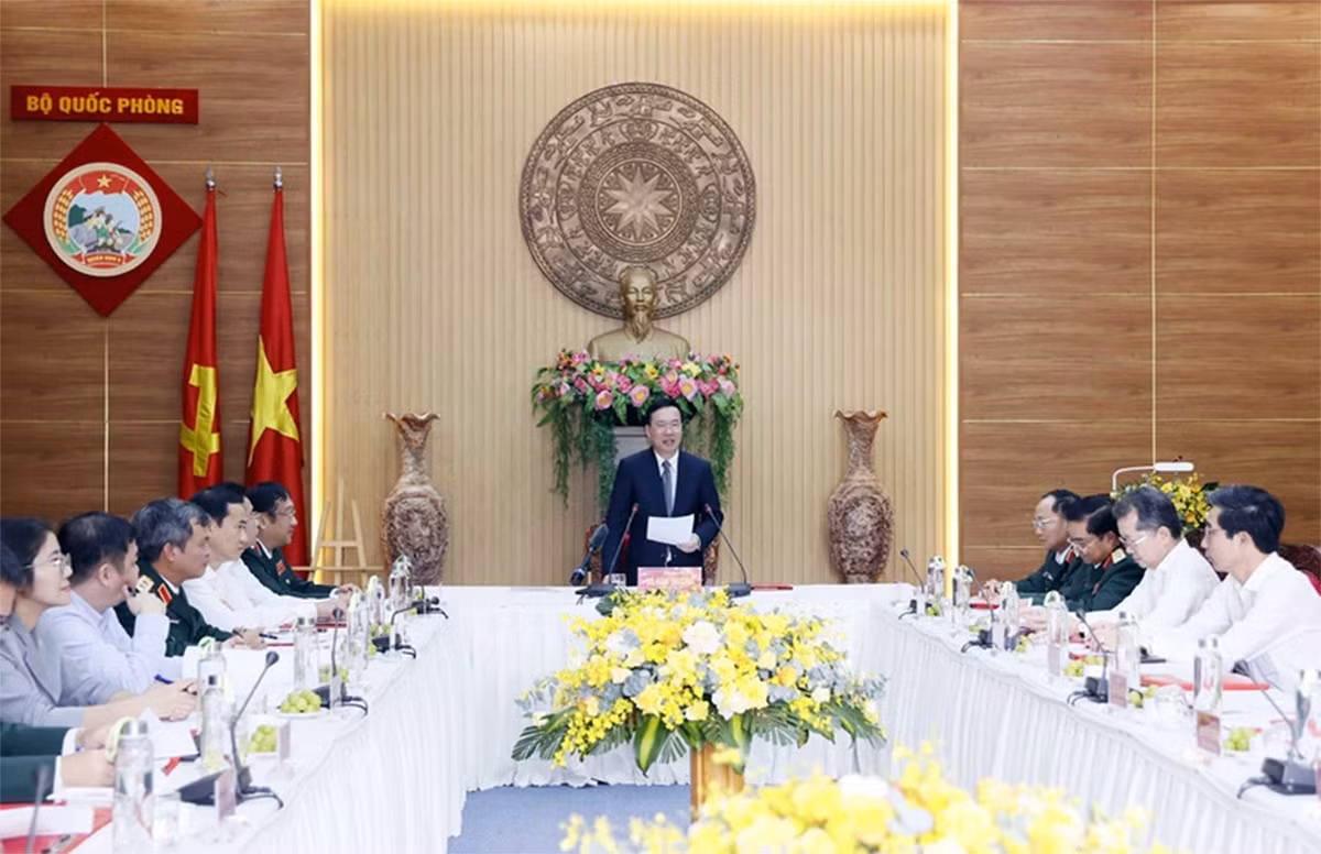 Chủ tịch nước: Quân khu 5 không để bị động, bất ngờ trong mọi tình huống -0