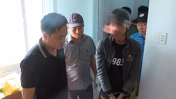 Phát hiện "nhà máy" sản xuất ma túy dạng “nước vui” quy mô lớn