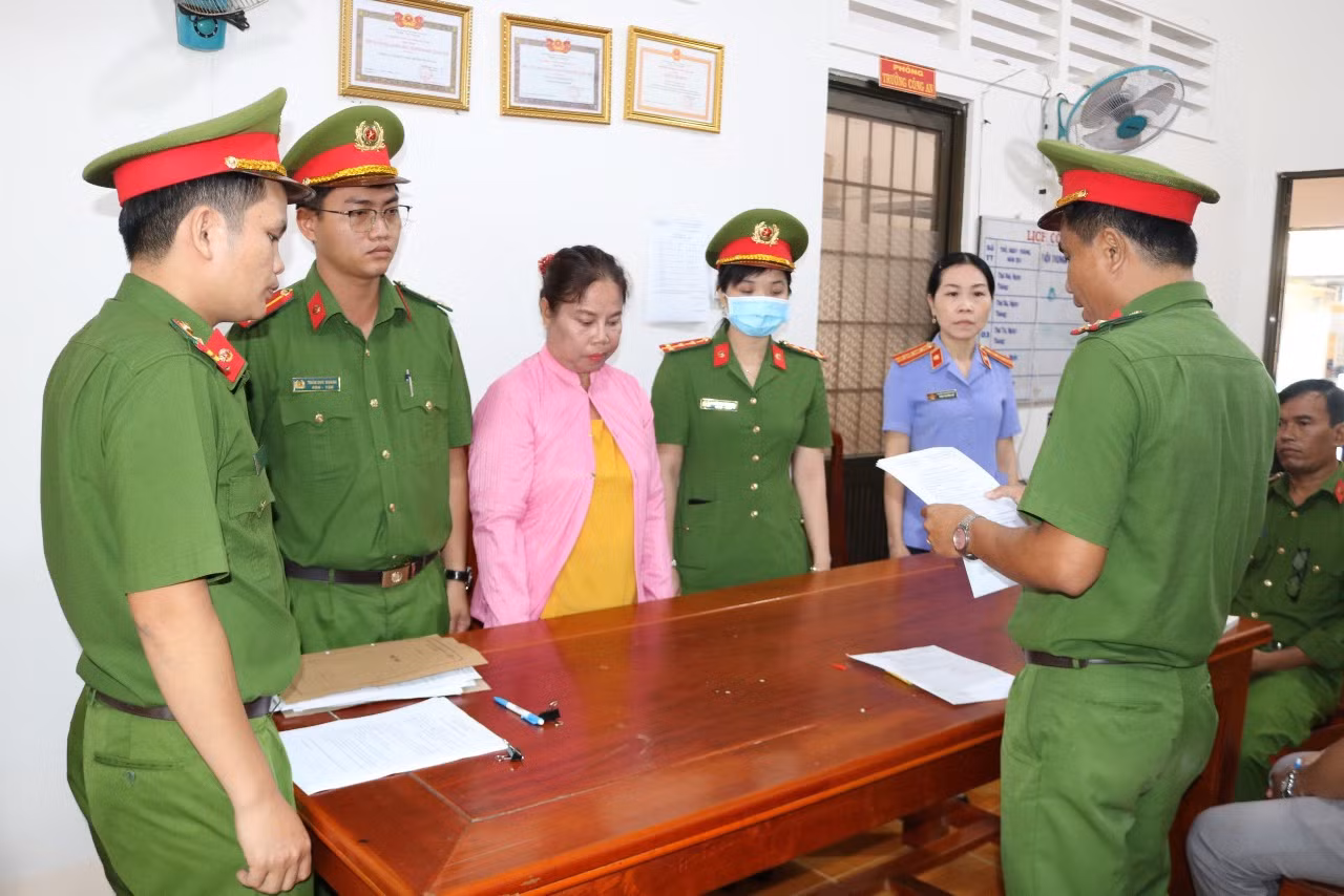Triệt phá chuyên án cho vay lãi “khủng” gần 10 tỷ đồng -0