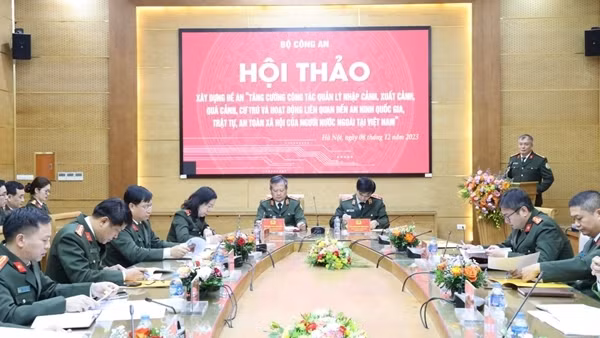 Hội thảo "Tăng cường công tác quản lý người nước ngoài tại Việt Nam"