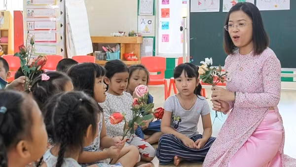 Gần 80% phụ huynh các khối lớp 9 và 12 đồng thuận cho con đi học trực tiếp ảnh 3