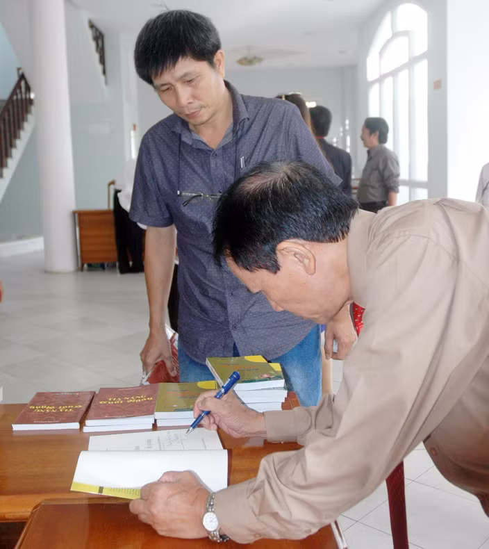 Chuyện về người con mang tên 