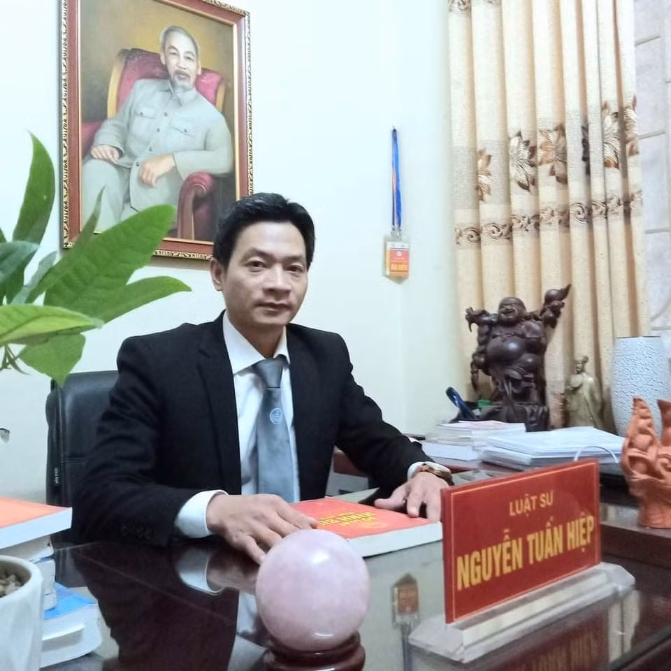 Chủ nợ khốn đốn vì đòi nợ không đúng cách -0