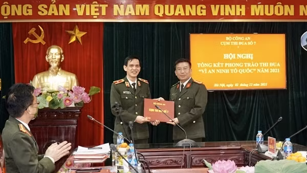 Năm 2021 ghi nhận những nỗ lực của Công an các tỉnh trong Cụm thi đua số 3 ảnh 4
