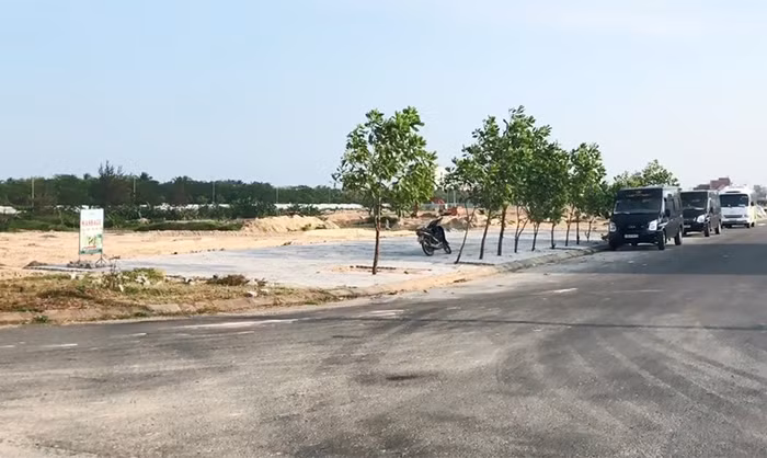 Biến đất công thành “của trời cho” -0