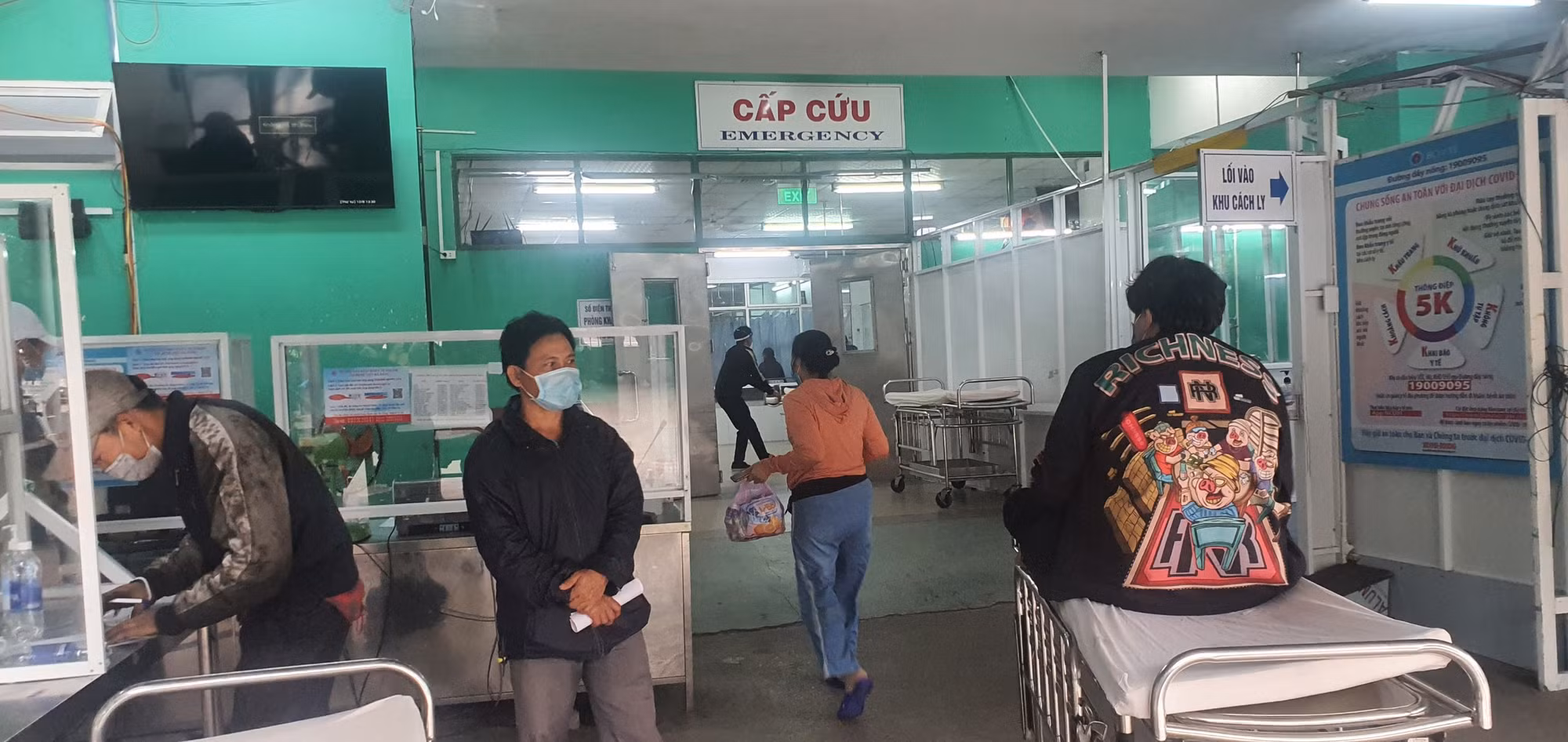 Đà Nẵng: Giám đốc công ty bất động sản tự tử ngay khi toà tuyên án vụ tranh chấp đất vàng 1.800 tỉ -4