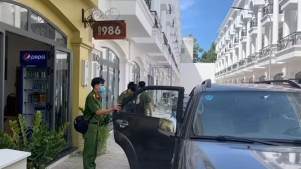 Hai nhóm thanh niên thuê phòng karaoke để… sử dụng ma túy ảnh 5