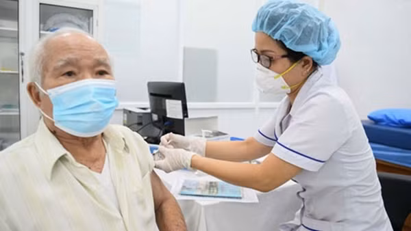 Thần tốc hơn nữa trong tiêm vaccine và cung ứng thuốc điều trị COVID-19 ảnh 4