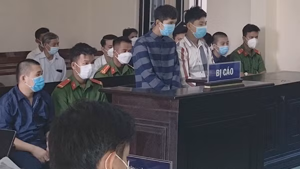 Đối tượng tiền án, tiền sự cướp bông tai bé 8 tuổi ngay cổng trường học ảnh 2