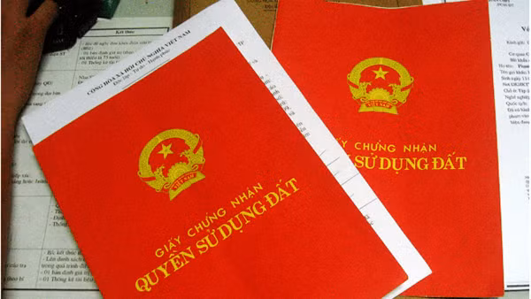 Ngăn chặn việc sử dụng “sổ đỏ” đã bị thu hồi để giao dịch dân sự