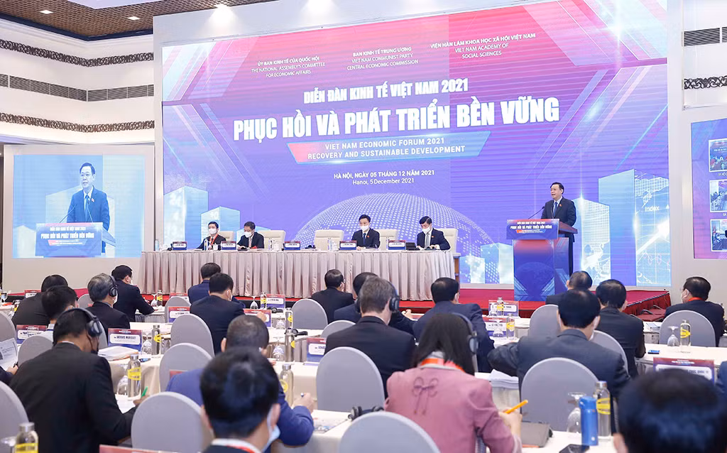 Chương trình phục hồi gắn chặt với tái cấu trúc nền kinh tế -0