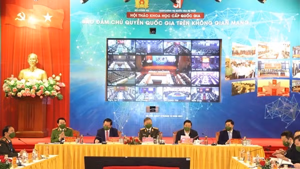 Đấu tranh phòng, chống tội phạm trên không gian mạng, bảo vệ chủ quyền Quốc gia ảnh 13
