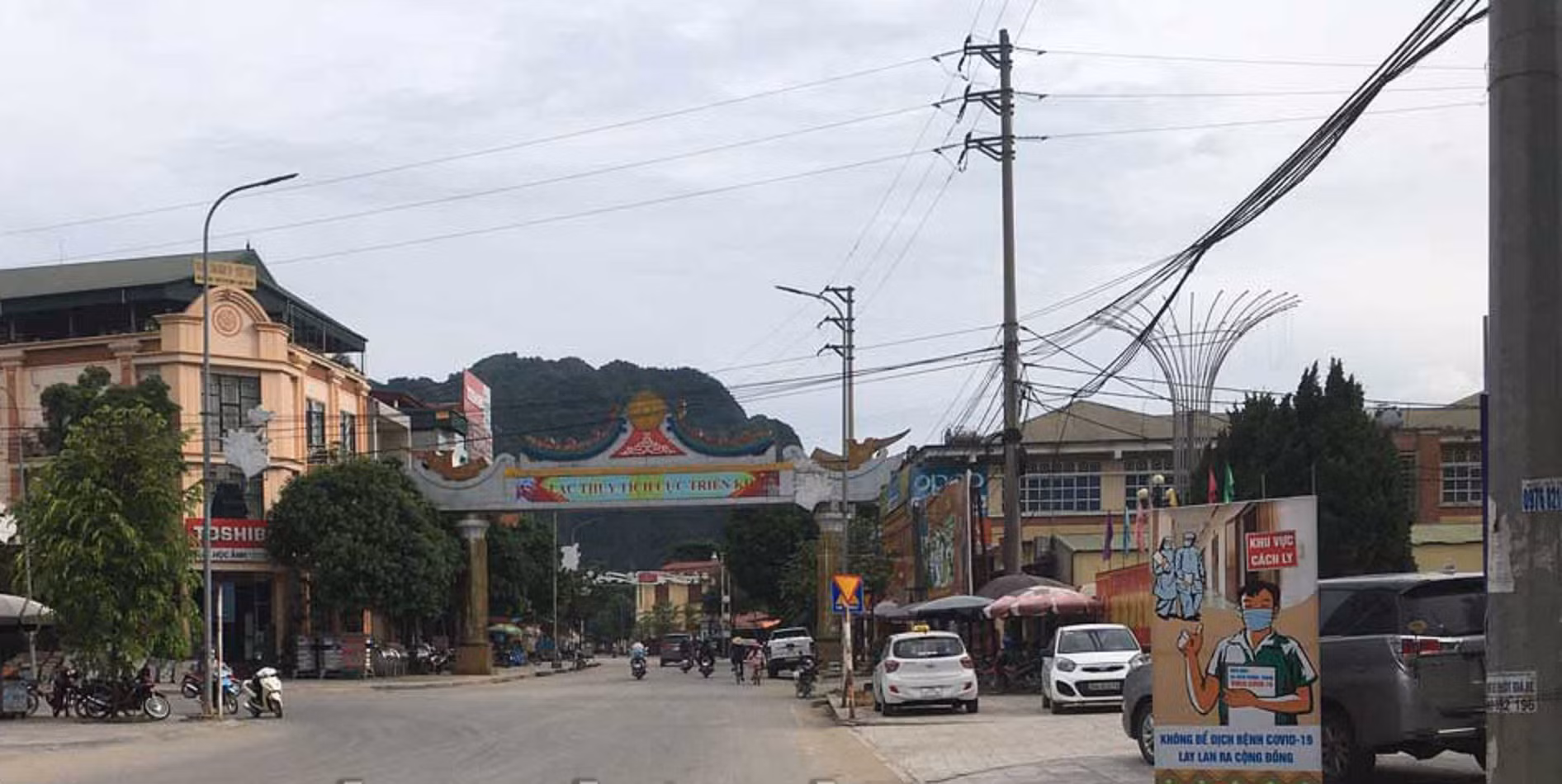 1a-góc thị trấn chi nê.jpg -0