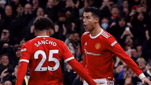 Thực hư chuyện Maguire và Ronaldo "tranh giành" băng đội trưởng ảnh 2