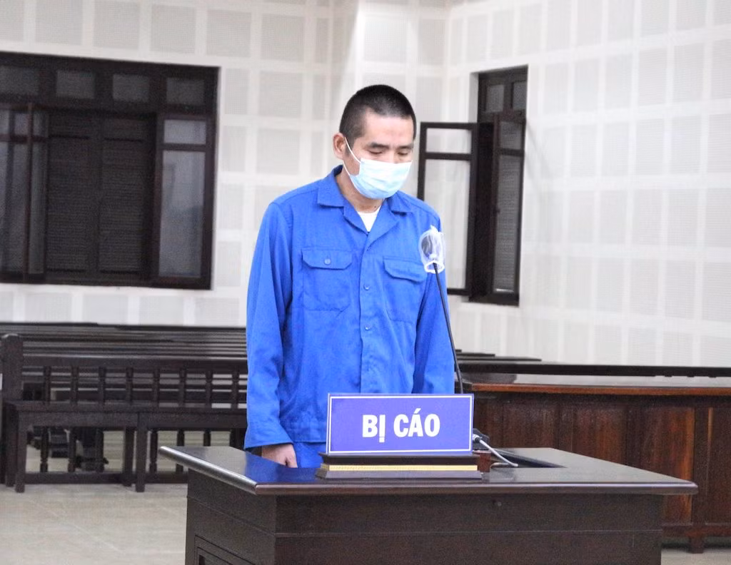 Ở lại Việt Nam trái phép để…kiếm thêm vợ -0