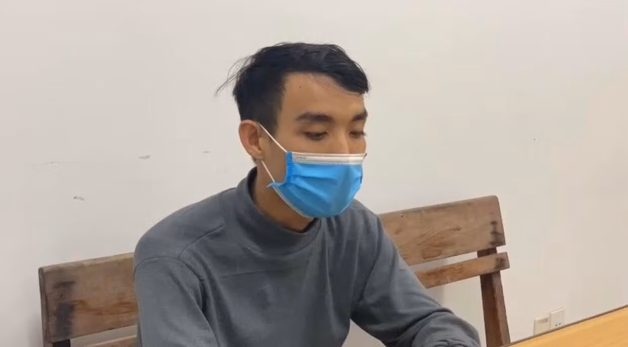 Khởi tố thanh niên chuyên đột nhập kho hàng vật liệu để “chà đồ nhôm” -0