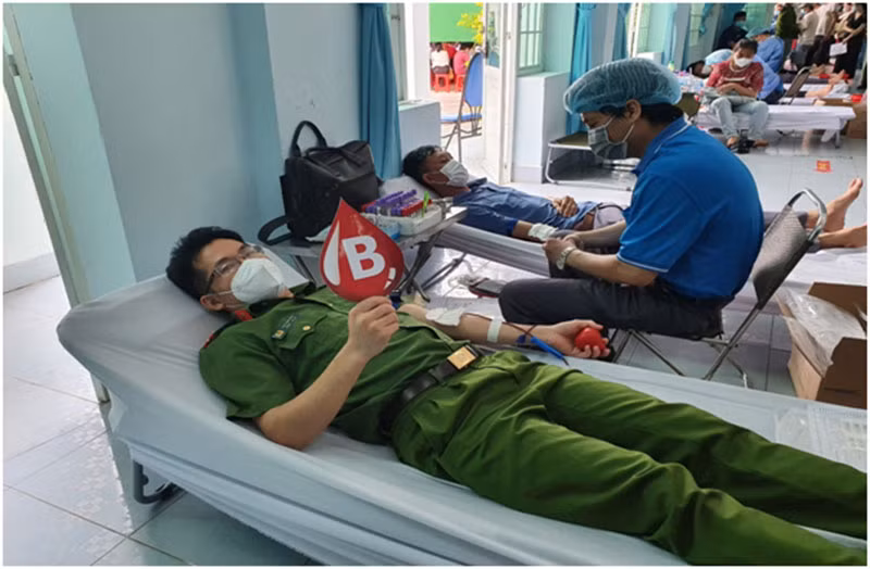 “Ngân hàng máu sống” – Hoa nở giữa mùa dịch -0