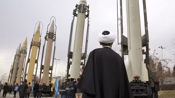 Iran đồng ý nối lại đàm phán khôi phục thỏa thuận hạt nhân ảnh 2