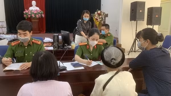Công an TP Hà Nội thực hiện tốt nhiệm vụ bảo vệ an ninh quốc gia, bảo đảm trật tự an toàn xã hội ảnh 3