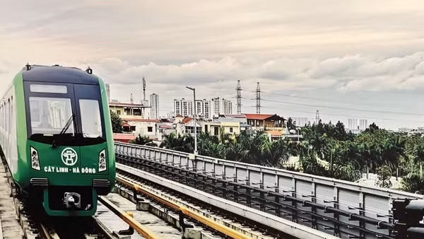 Giá vé tàu đường sắt Cát Linh-Hà Đông 30.000đ/ngày, không hạn chế lượt đi ảnh 3
