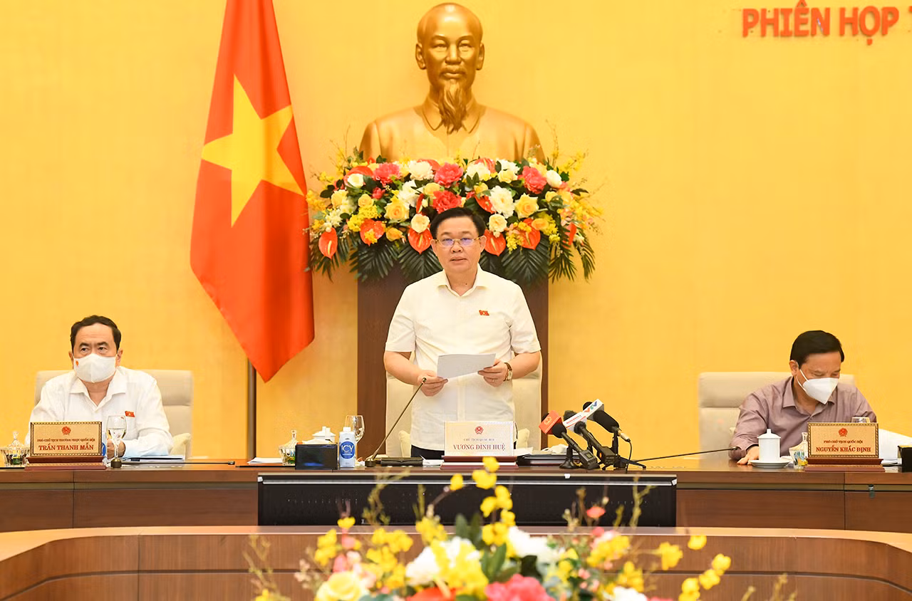 Bế mạc Phiên họp thứ 4 của Ủy ban Thường vụ Quốc hội -0