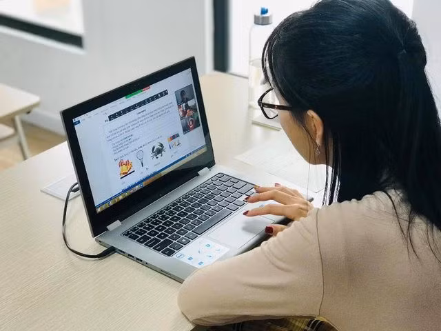 Từ ngày 16/5, các trường được kiểm tra học kỳ II bằng hình thức trực tuyến nếu đáp ứng đủ điều kiện. Ảnh minh hoạ. Từ ngày 16/5, các trường được kiểm tra học kỳ II bằng hình thức trực tuyến nếu đáp ứng đủ điều kiện. Ảnh minh hoạ.