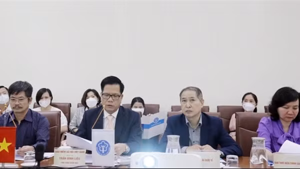 Thí điểm khám, chữa bệnh bảo hiểm y tế bằng căn cước công dân gắn chíp ảnh 2