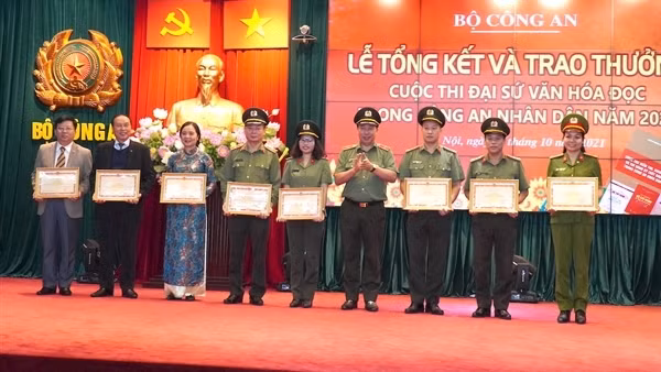 Thúc đẩy phát triển văn hoá đọc trong thanh niên CAND thời 4.0 ảnh 3