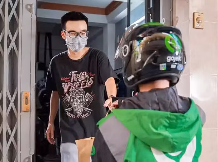 Mưu sinh trong “bình thường mới” -0
