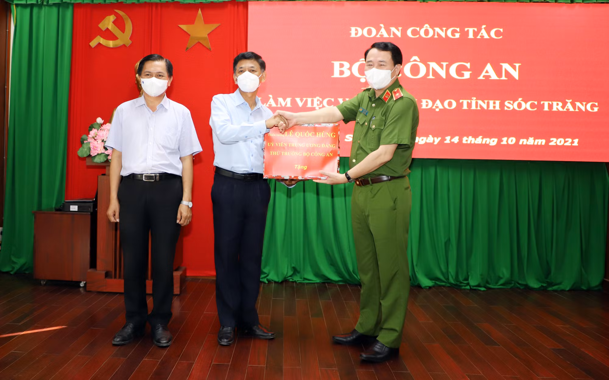 Tiếp tục làm tốt công tác phòng, chống dịch và đảm bảo ANTT trong tình hình mới -0