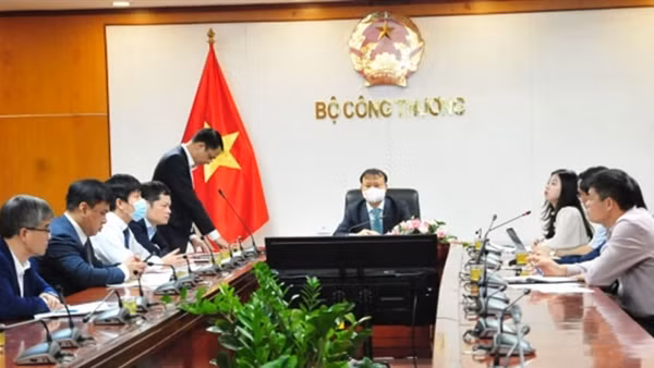 Hỗ trợ tối đa cho doanh nghiệp Việt Nam và nhà đầu tư nước ngoài ảnh 2