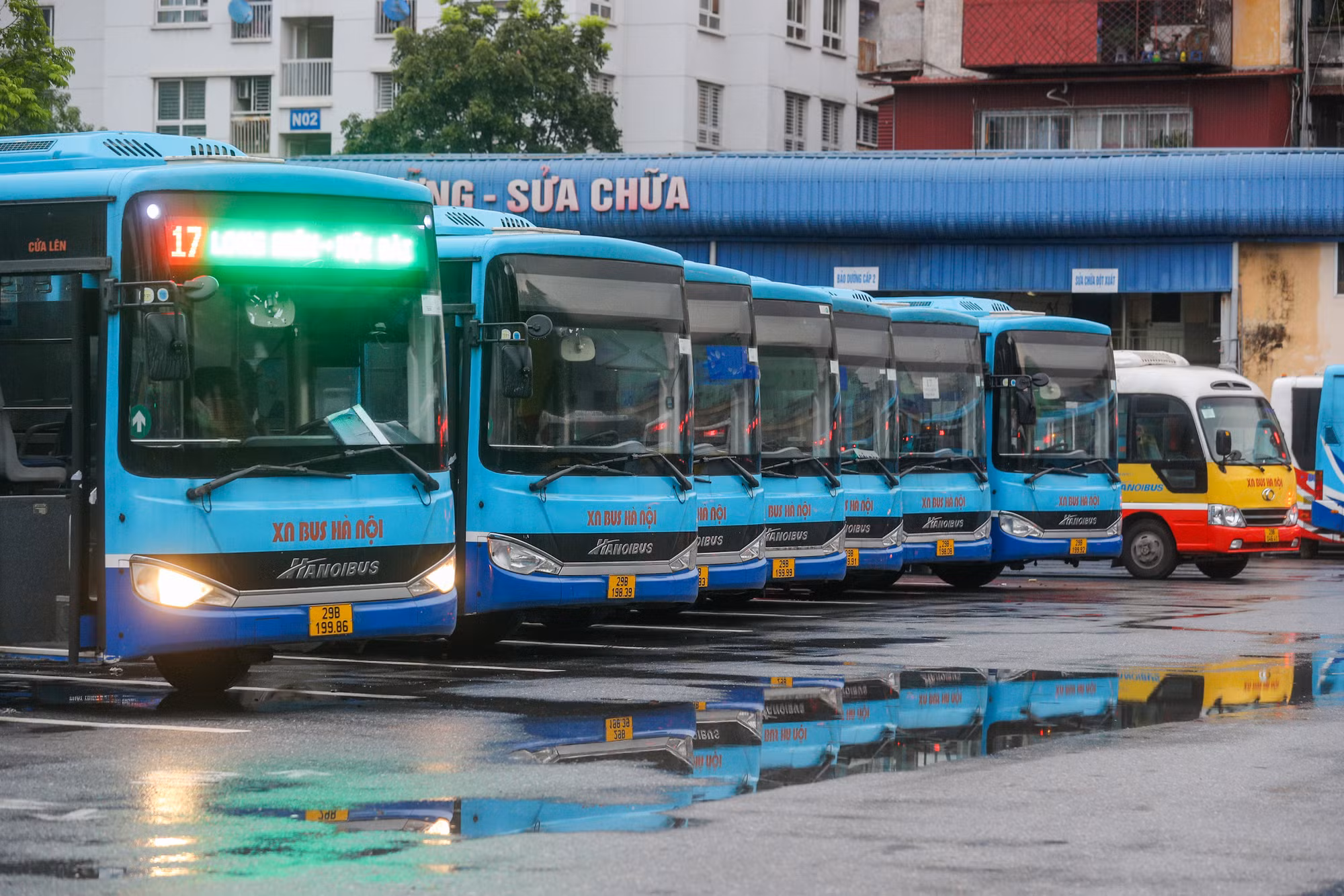 Tăng dịch vụ các tuyến buýt khi nhu cầu của người dân tăng cao ảnh 2