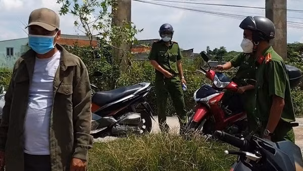 Làm rõ vụ tài xế xe cứu hộ bị lừa mất xe của khách ảnh 4