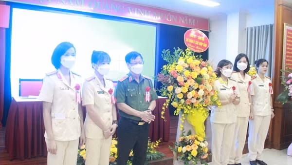 Hiệu quả từ "Sổ tay hướng dẫn thực hiện Luật Cư trú năm 2020" ảnh 2
