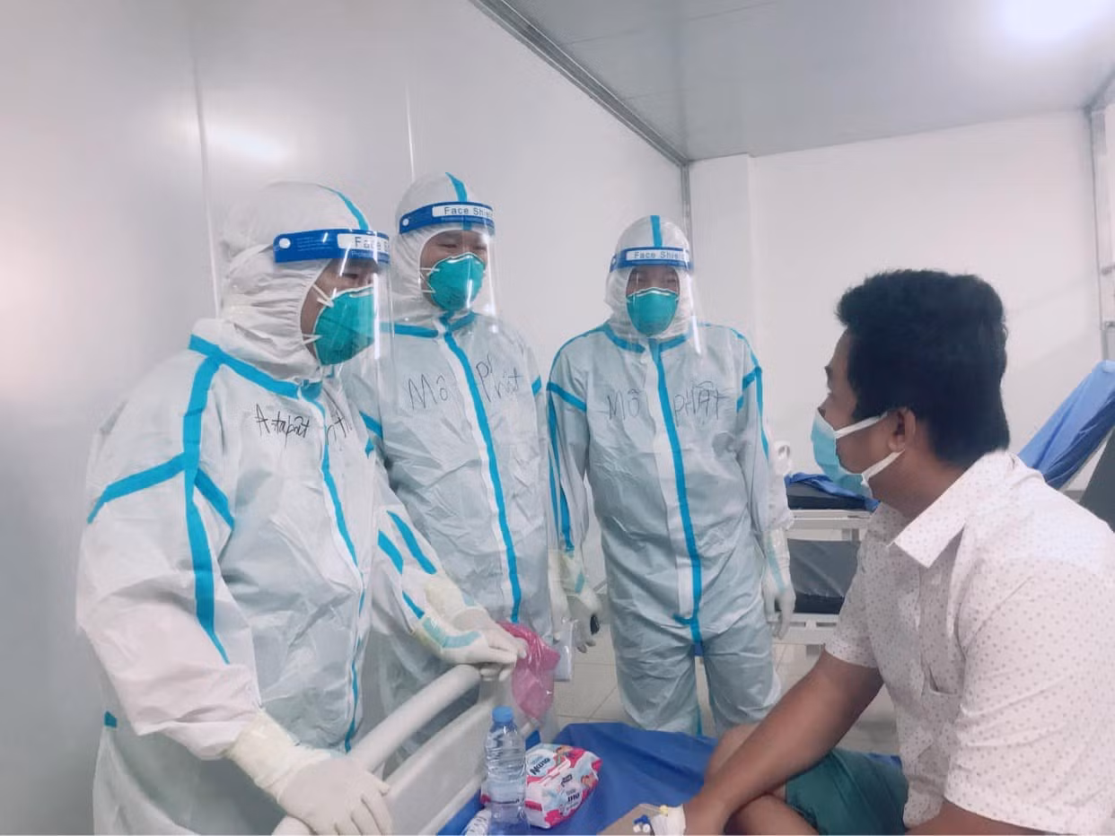Việt Nam tiếp tục giảm sâu ca mắc mới và người bệnh tử vong -0
