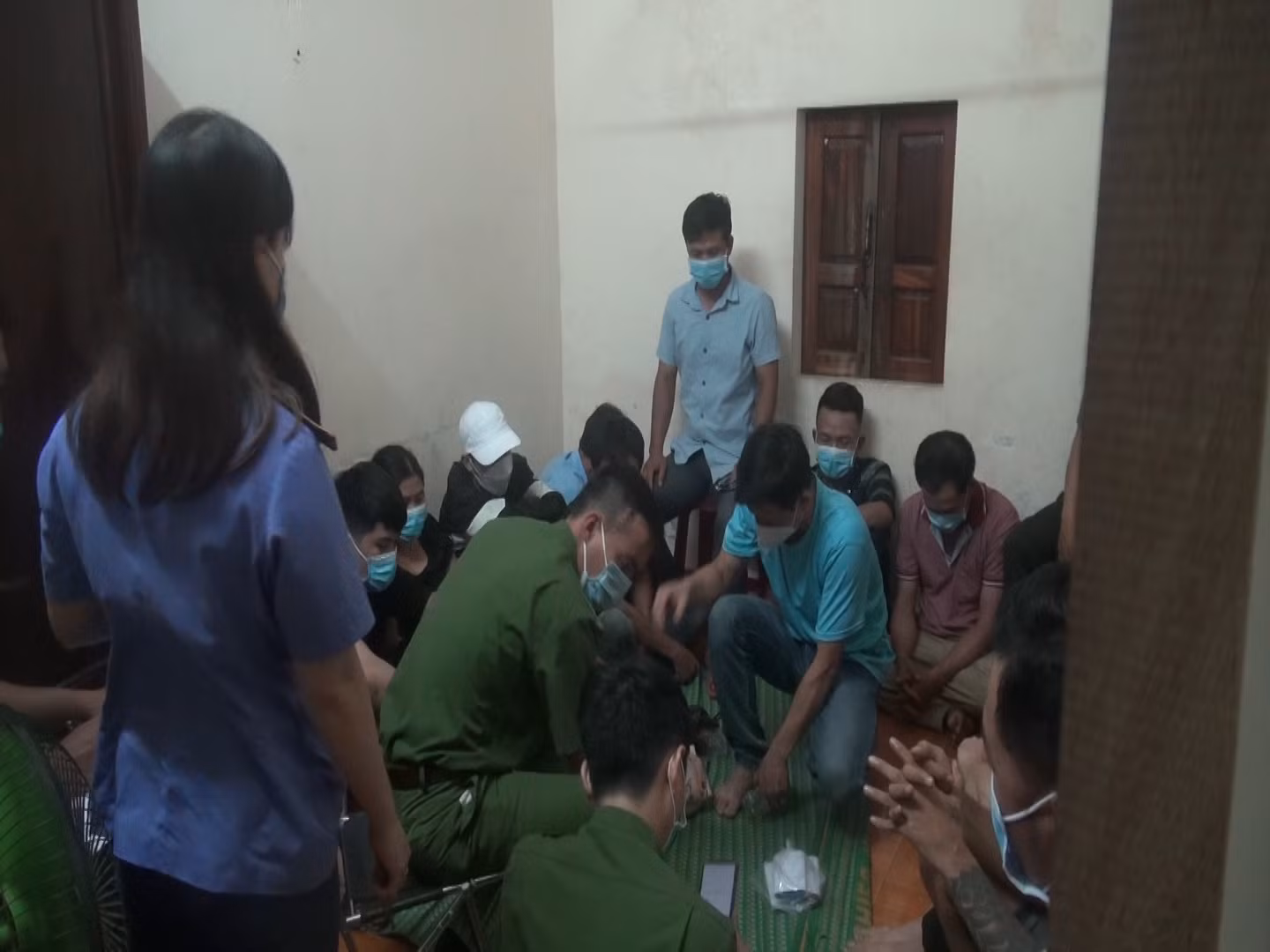 Quảng Ngãi: Triệt phá ổ bạc qui mô lớn giữa thời điểm dịch -0