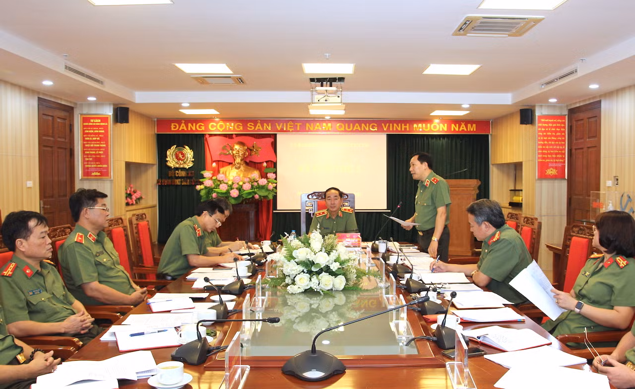Thứ trưởng Trần Quốc Tỏ chủ trì Kỳ họp thứ 5 Ủy ban Kiểm tra Đảng ủy Công an Trung ương -1