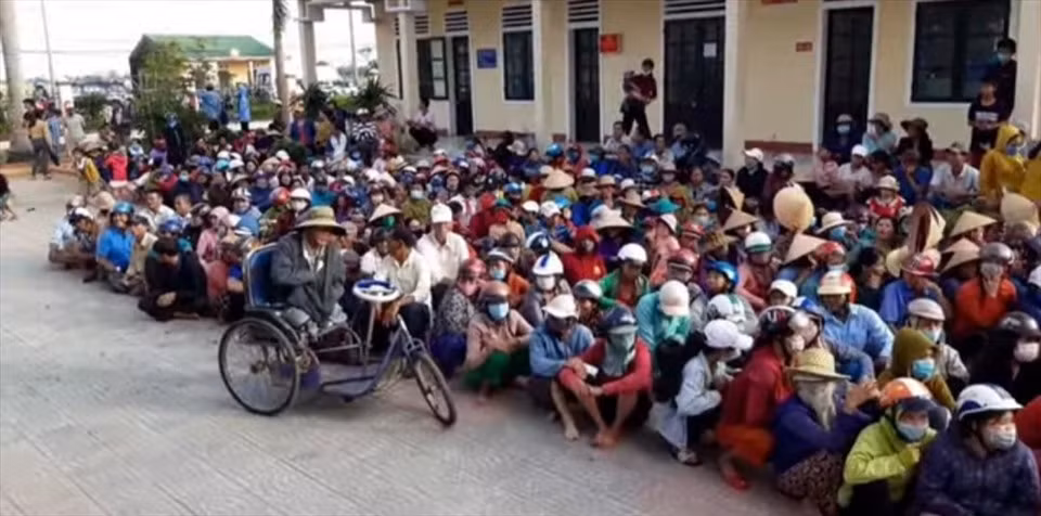 Thêm 1 huyện ở Huế thống kê tiền ca sĩ Thủy Tiên hỗ trợ để báo cáo Công an -0