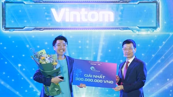Viet Solution công bố nhà vô địch và phát động mùa giải mới