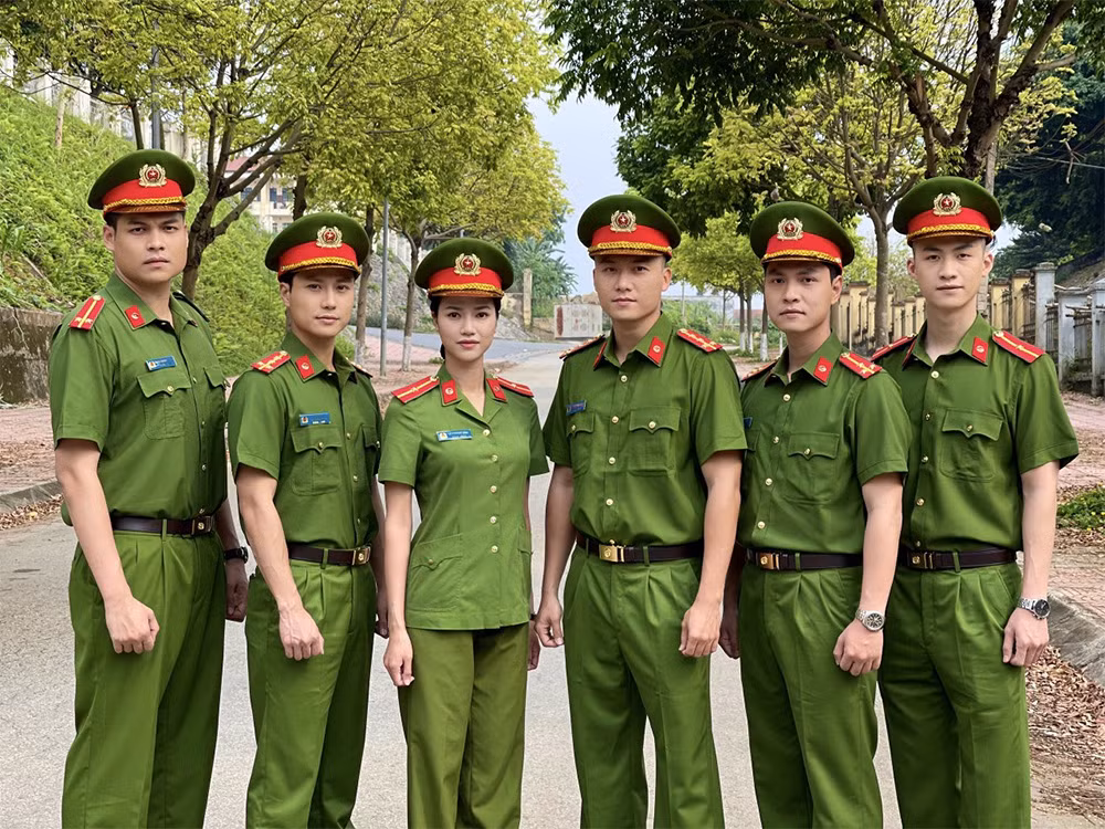 Diễn viên Lưu Duy Khánh: 