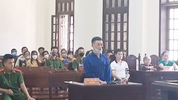 Tử hình đối tượng dùng xăng đốt nhà sát hại 4 người thân