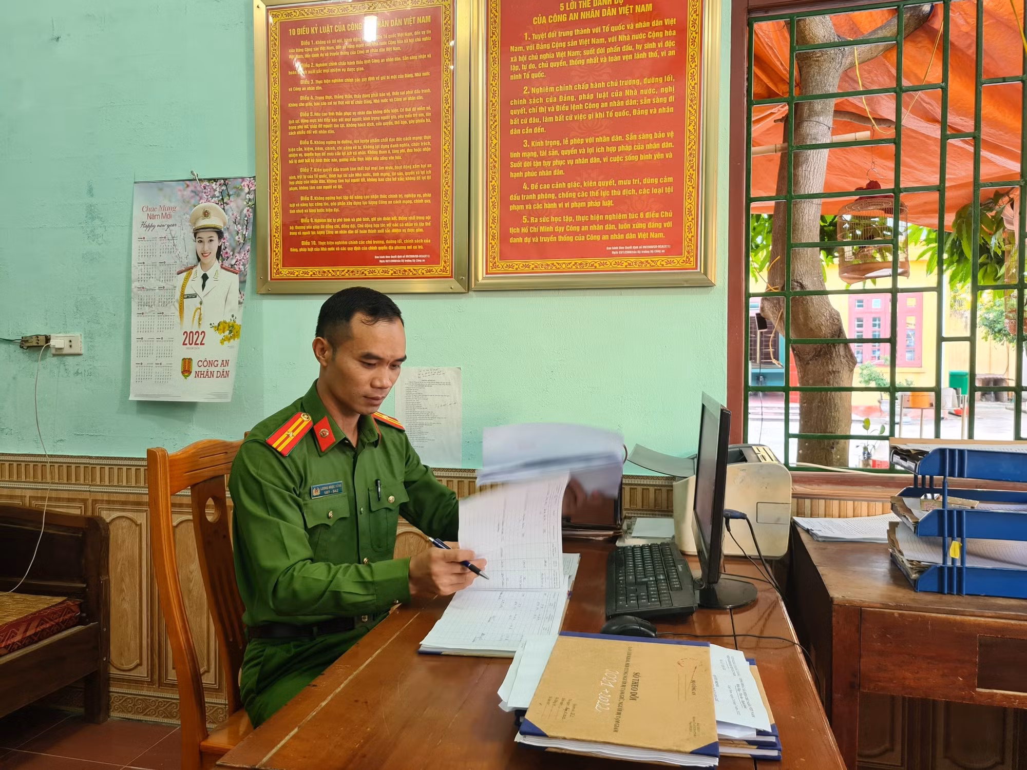 Chuyện anh thương binh quản giáo -0