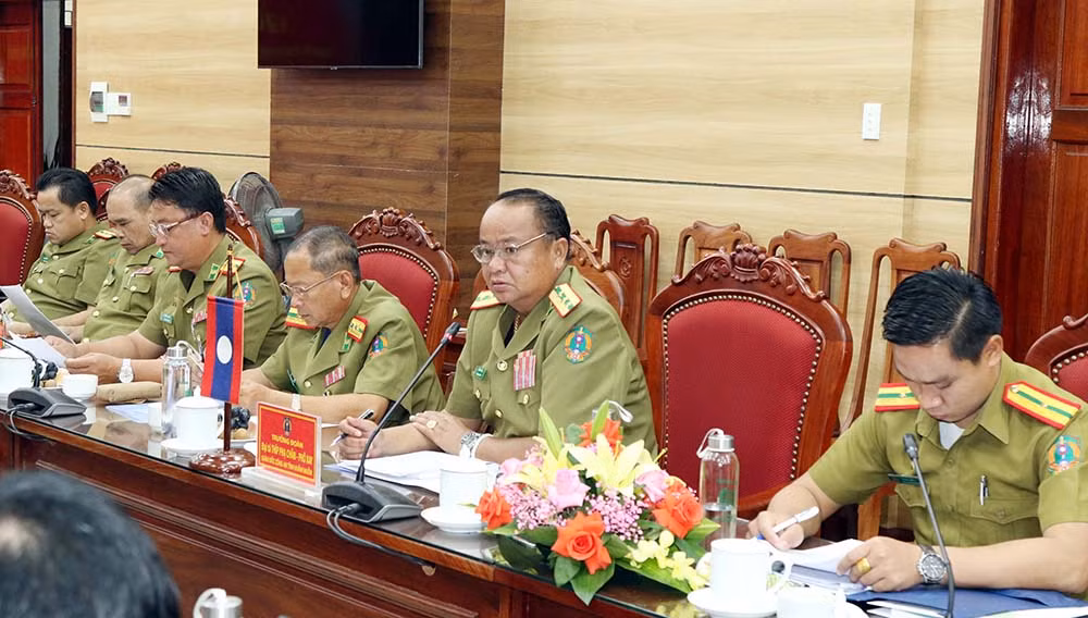 Hội đàm giữa Công an tỉnh Quảng Bình với Đoàn đại biểu Công an tỉnh Khăm Muồn -0