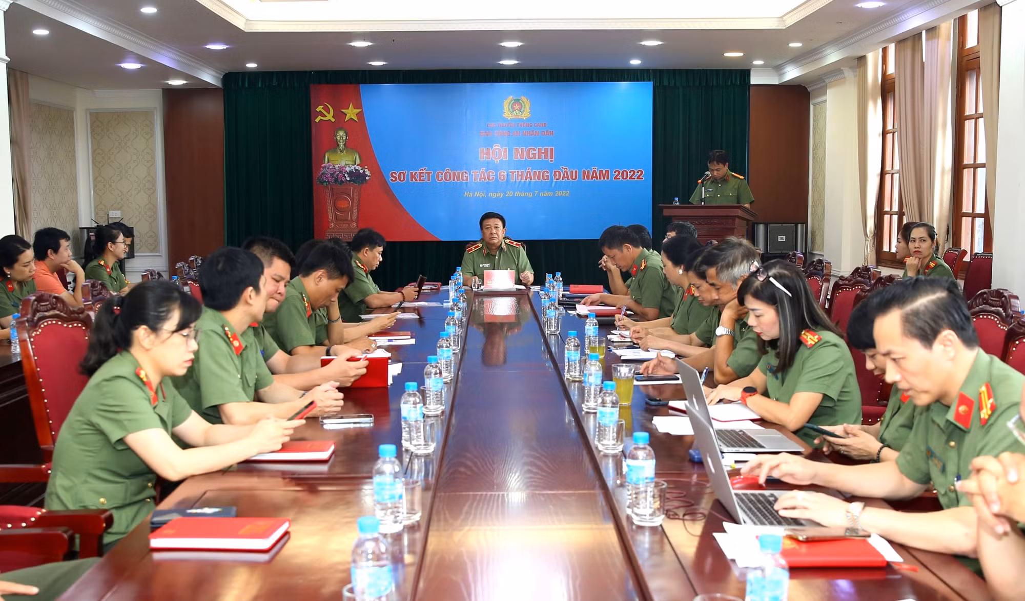 Xây dựng nguồn nhân lực đáp ứng yêu cầu hiện đại, chuyển đổi số báo chí -0