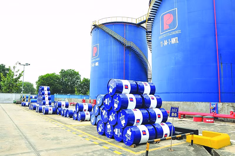 Nhập khẩu xăng dầu tăng mạnh ở thị trường Hàn Quốc, Trung Quốc -0