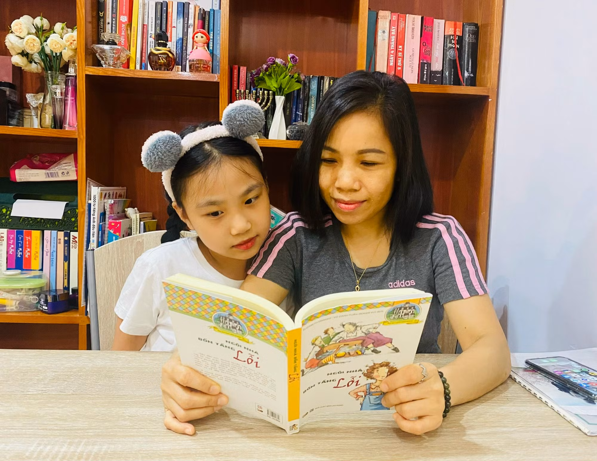 Trang viết màu mực tím -0